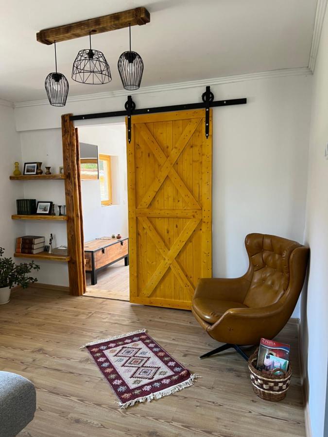 Nantucket Guesthouse Vrbas Extérieur photo